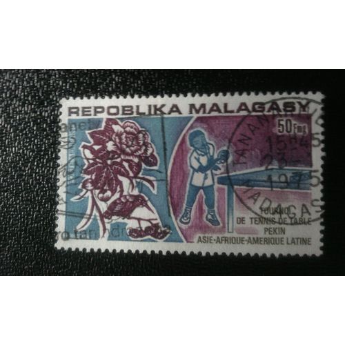 Timbre Madagascar ( Yt Pa 137 ) 1974 Tournoi De Ping-Pong À Pékin