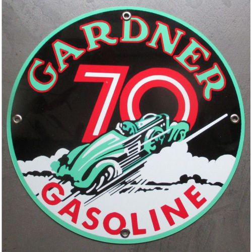 Plaque Alu Gardner 70 Avec Voiture Ancienne Tole Metal Garage Huile Pompe À Essence