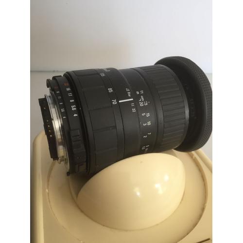 objectif SIGMA zoom 70-210 4-5.6 UC-II AF pour NIKON dia:52mm