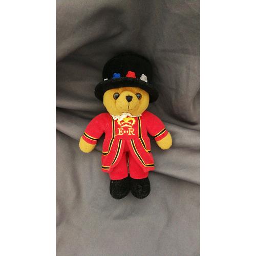Peluche Ours Anglais Chapeau Noir Rouge Brode Jaune Keel Toys Simply Soft Collection
