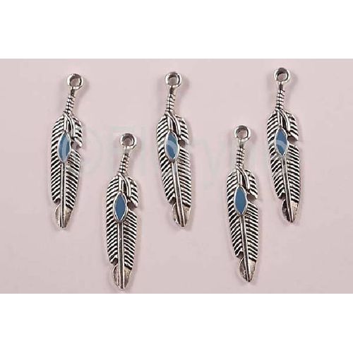5 Breloques Plumes En Métal Argenté Avec Incrustation Emaillée Bleu