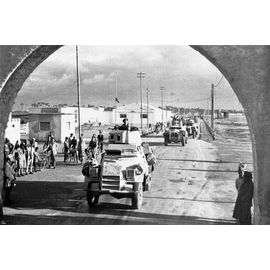 Ww2 - Entrée Des Sud-Africains À Benghazi Fin 1941