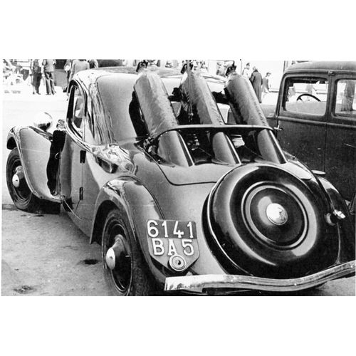 Ww2 - Traction-Avant Fonctionnant Au Gazogène - Paris 1941