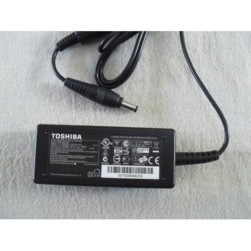 Chargeur Toshiba sortie 19 V/DC 1.58 A 30 W