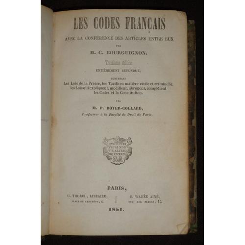 Les Codes Français Avec La Conférence Des Articles Entre Eux