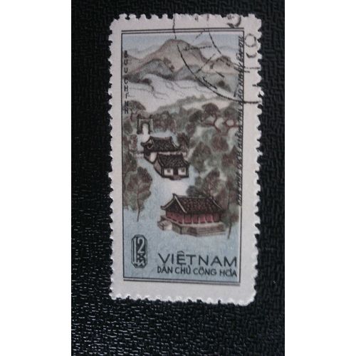 Timbre Vietnam Du Nord ( Yt 468 ) 1965 Naissance Du Bicentenaire Du Grand Poète - Nguyen Du (1765 - 1820)