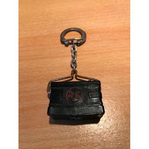 Porte Clé , Clef , Clefs Batterie De Voiture Ancien , Ame , Paire & Impair