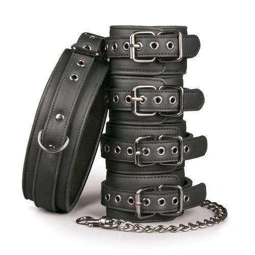 Coffret Fetiche Avec Collier Et Menottes Pour Les Chevilles Et Les Poignets