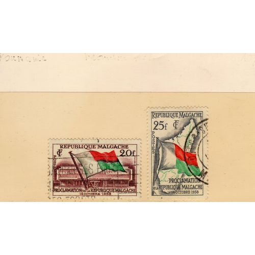 Timbres-Poste De Madagascar (Proclamation De La République)