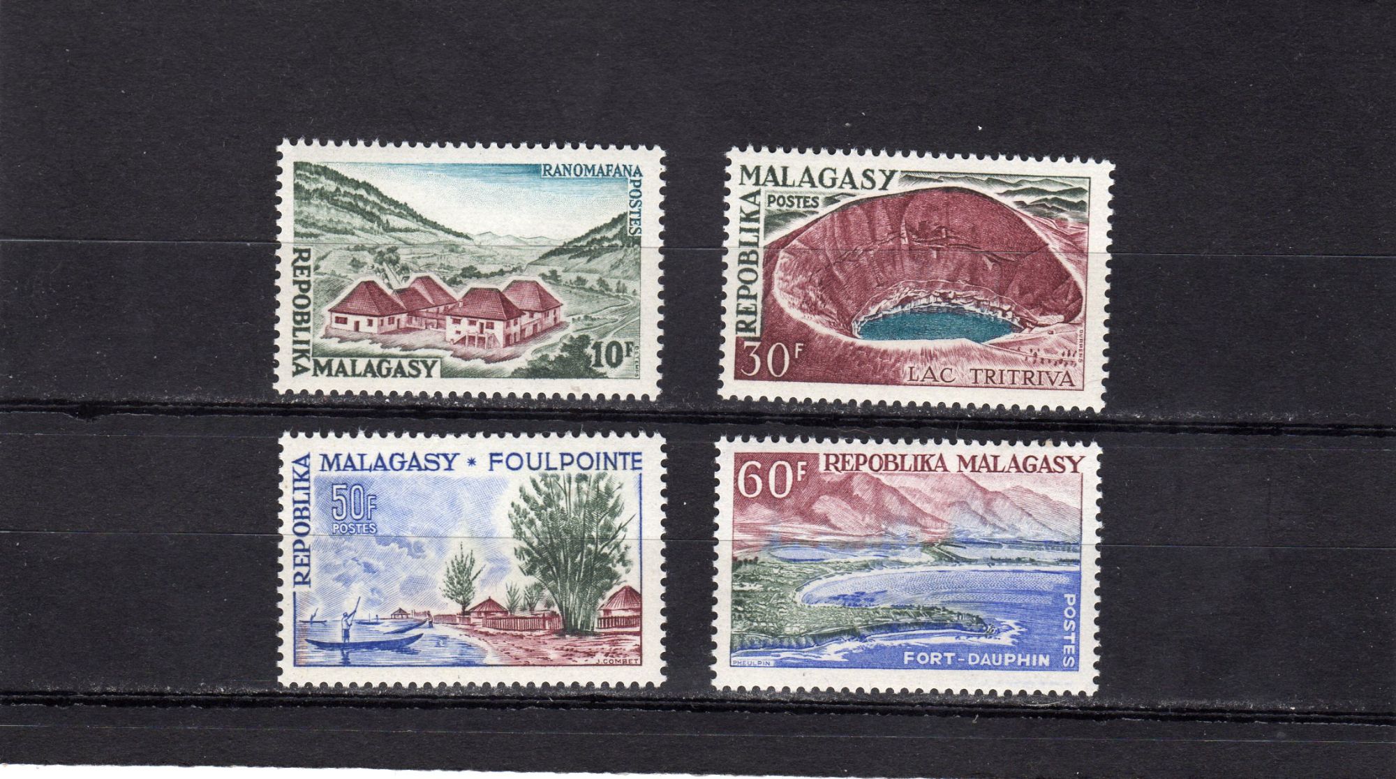 Timbres-Poste De Madagascar (Paysages)