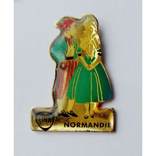 Pin's Fina Région Normandie Costume Régional