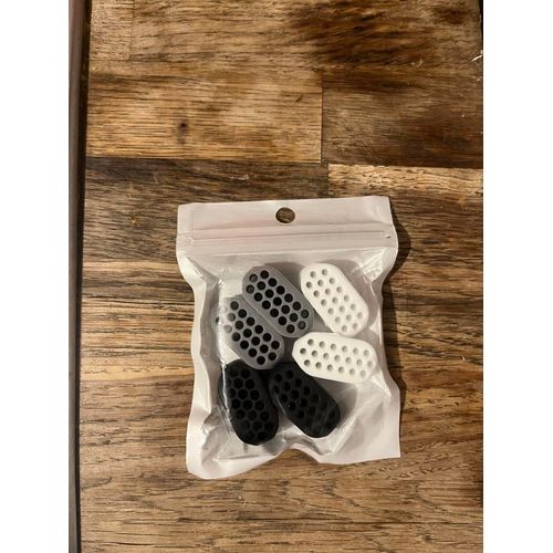 (6pcs) Jawline Pour Mâchoire Carrée            Jawline Pour Mâchoire Carrée Jamais Utilisée Couleur: Blanche, Grise, Noire.                         Niveau: Facile, Moyen, Difficile