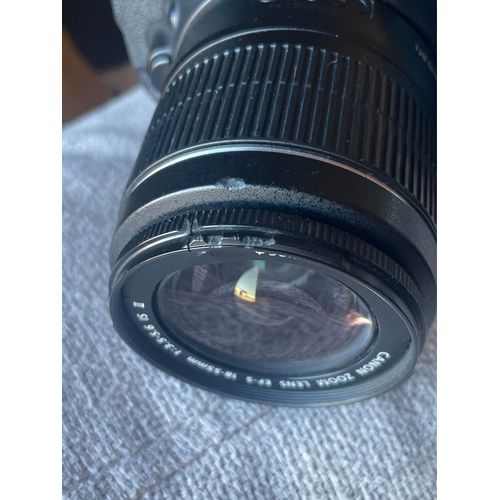 CANON EOS 600D 18 mpix Noir + Objectif Canon Zoom Lens EF-S 18-55mm f 1:3.5-5.6 IS