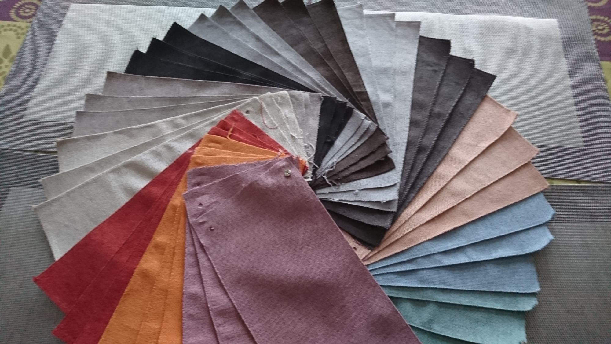 Chutes Tissus d’occasion Plus que 2 exemplaires à 60