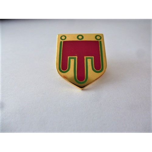 Insigne Ecu Gendarmerie Region Auvergne 02183 / A.B. Paris 02177