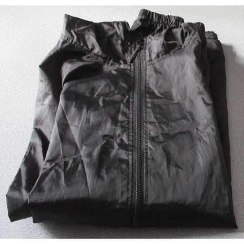 Coupe-Vent À Capuche Noir - Outdoor Sportswear - Taille X L - Élastique Au Bas Des Manches - Cordon De Serrage Au Bas Du Vêtement - 2 Poches Latérales - Jamais Porté
