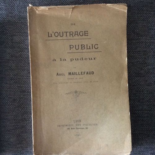 De L'Outrage Public À La Pudeur