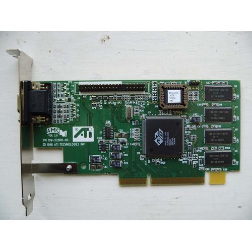 Carte graphique ATI Technologies 3D RAGE IIC - AGP- 8Mb