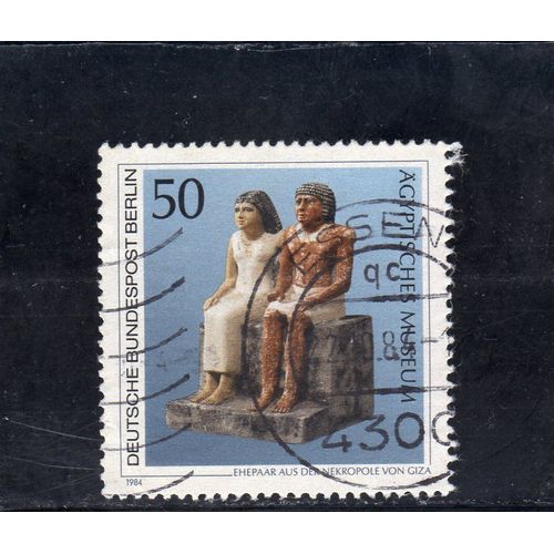 Timbre-Poste De Berlin Ouest (Statue D¿Un Couple De La Nécropole De Gizeh)