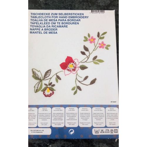 Nappe a broder , fleurs rouges et roses