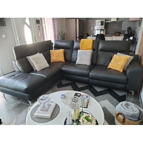 Je Vend Un Canapé Couleur Noir Peaux Buffle Quelques Défauts Très Petit Prix Négocié