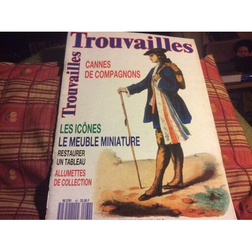 Son Compagnon A Des Plumes En 5 Lettres