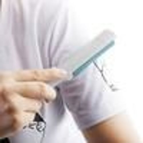 Rouleau collant anti poils et poussiere de poche