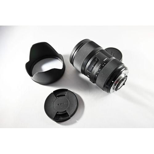 Vend objectif Sigma Art 18-35 mm F/1.8 DC HSM monture Nikon + filtre UV Diam 72 mm