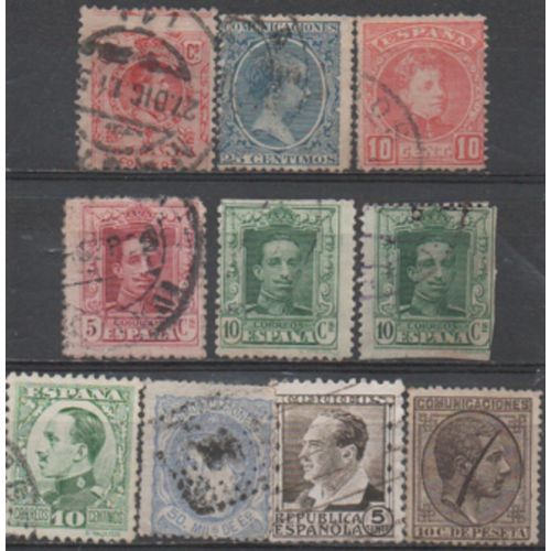 Espagne: Lot De 10 Timbres Représentant Des Célébrités;.