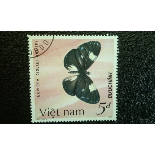 Timbre Vietnam Yt 744 Papillon Magpie Crow (Euploea Radamento) 1987