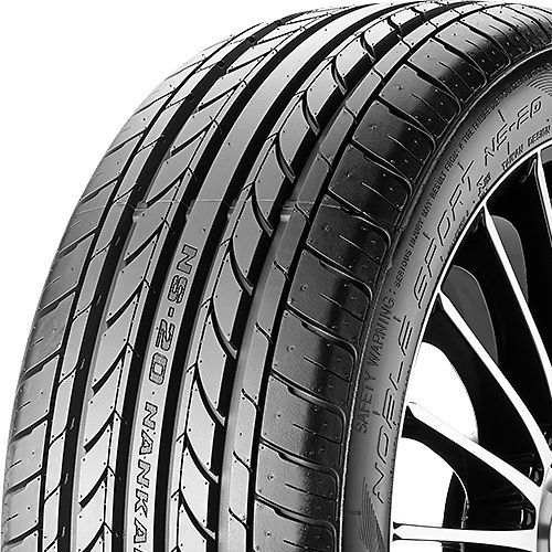 Nankang Noble Sport NS-20 ( 235/45 ZR17 94W avec protège-jante (MFS) )
