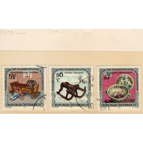 Timbres-Poste D¿Autriche (Us Et Coutumes Populaires. Objets Traditionnels Anciens)