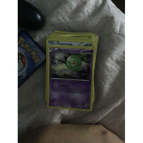 Lot De 60 Cartes Pokemon Avec 2 Rares