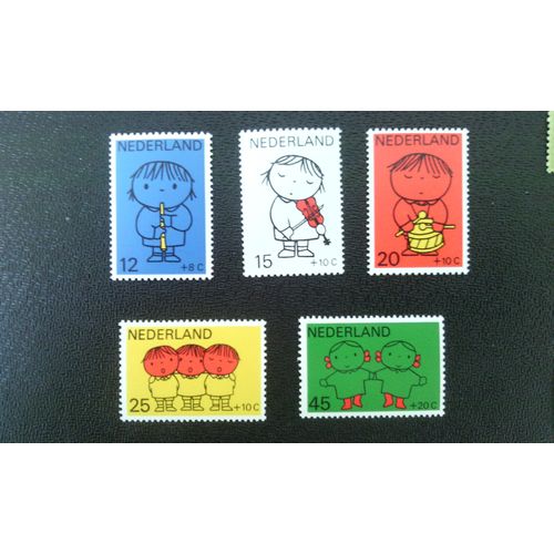 Timbre Pays-Bas ( Hollande ) Yt 900 A 904 Séries: Timbres Pour Enfants - Année Des Handicapés 1969