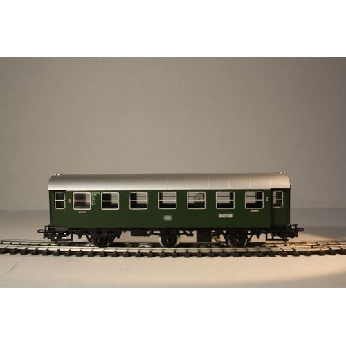 Voiture Voyageurs Märklin Ho 4079-Marklin