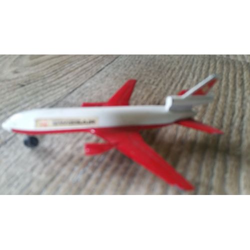 Avion Miniature Dc 10 - Rouge Et Blanc- Compagnie Swissair-Matchbox