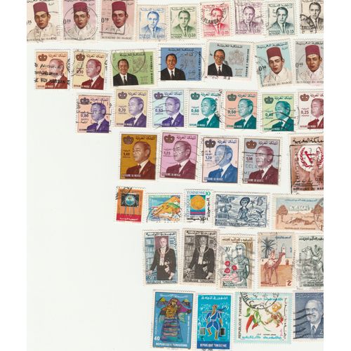 42 Timbres Oblitérés Du Maroc Et De Tunisie Emis Entre 1959 Et 1986