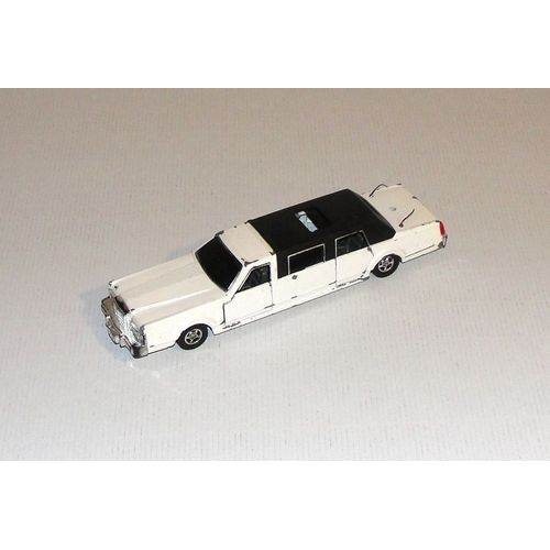 Limousine Majorette Ford Lincoln N°3045 Echel 1.32 Voiture Blanche Noir