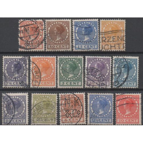 Pays-Bas: Lot De 14 Timbres Représentant Des Souveraines Du Pays.