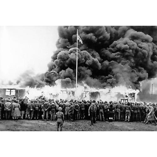 Ww2 - Destruction Du Camp De Concentration De Bergen-Belsen Par Les Britanniques En 1945