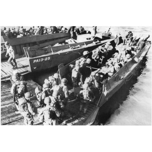 Ww2 - Embarquement Dans Les Barges De Débarquement Le 5 Juin 1944