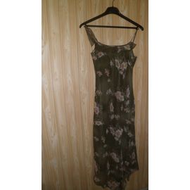 Robe Kaki 3 Suisses Taille 36. Doublée. Longueur Totale : 1,30 M. Polyester. Neuve.