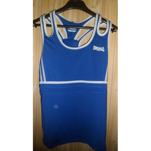 Maillot De Sport Lonsdale. Taille 38. 88 % Polyester - 12 % Élasthanne. Longueur Totale Avec Les Bretelles : 61 Cm Environ.