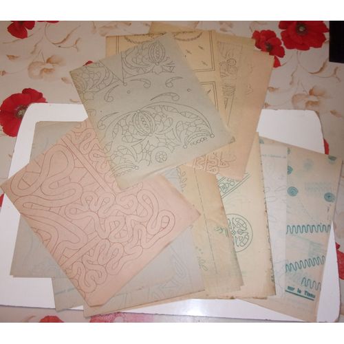 Lot De 11 Feuilles Pour Broderie Et Transfert - Anciennes