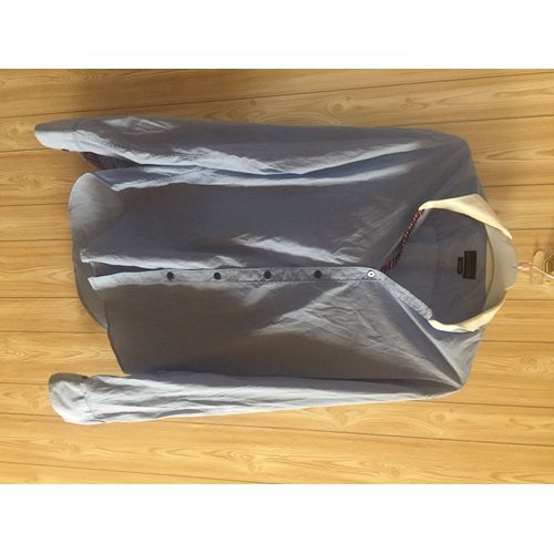 Chemise Zara Man, Slim Fit. T. 40. 74 % Coton - 23 % Polyamide - 3 % Élasthanne.