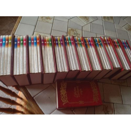 12 Coffrets Cuir De 4 Livres Collection Harlequin :