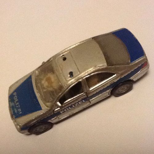 Siku Mercedes C 320 1/60 Police