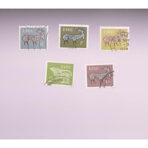 Timbre Irlande Art Ancien Symbol Lot De 5 Timbres Oblitérés Ref Irllot7