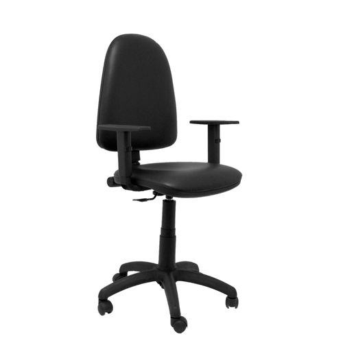 Siège De Bureau Ergonomique Avec Mécanisme De Contact Permanent Et Réglable En Hauteur - Assise Et Dossier Rembourrés En Cuir Noir Similaire (Arms Réglables Inclus) Piqueras Y Crespo Modèle Ayna