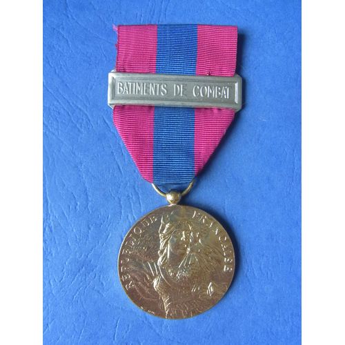 Decoration / Medaille Defense Nationale / Marine / Batiments De Combat / Originale